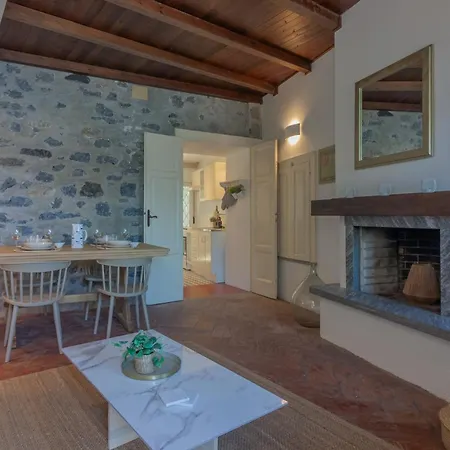 Apartment Al Porticciolo Varenna